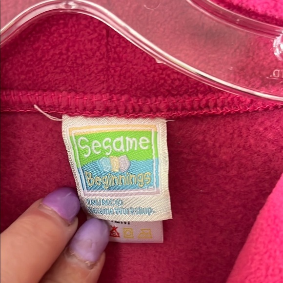 Kids Pink Pajamas with Butterfly Embroidery - Picture 3 of 6